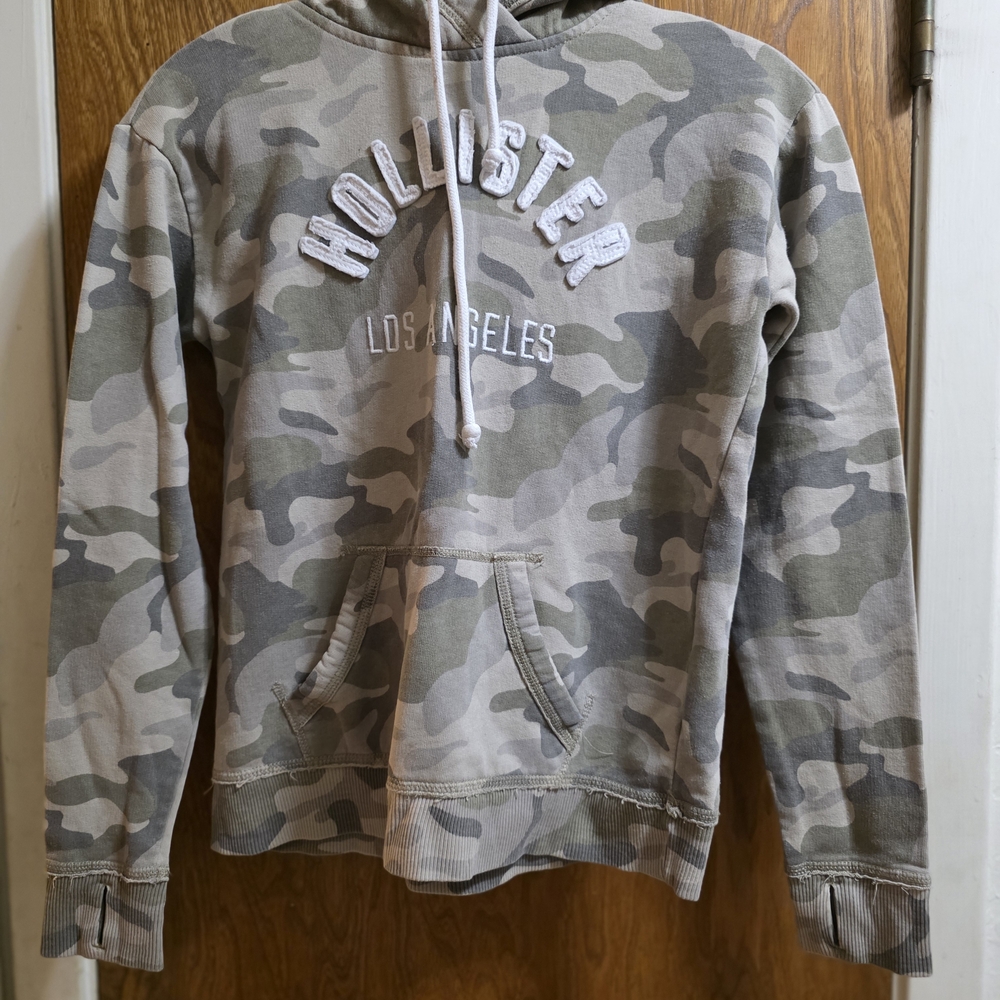 Hollister Green and Tan Camouflage Hoodie